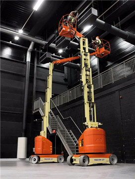 高空作業(yè)車.jpg 高空作業(yè)車.jpg高空作業(yè)車|高空作業(yè)平臺(tái)|登高車:高空作業(yè)車功能特征