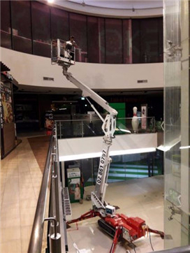 蜘蛛車.jpg 蜘蛛車.jpg高空作業車-登高車-蜘蛛車:蜘蛛車的優點